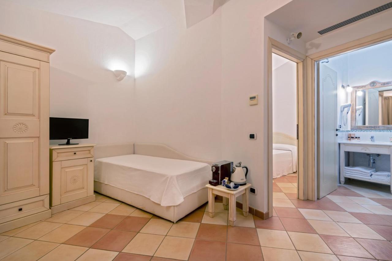 Porto Giunco Residence Villasimius Buitenkant foto