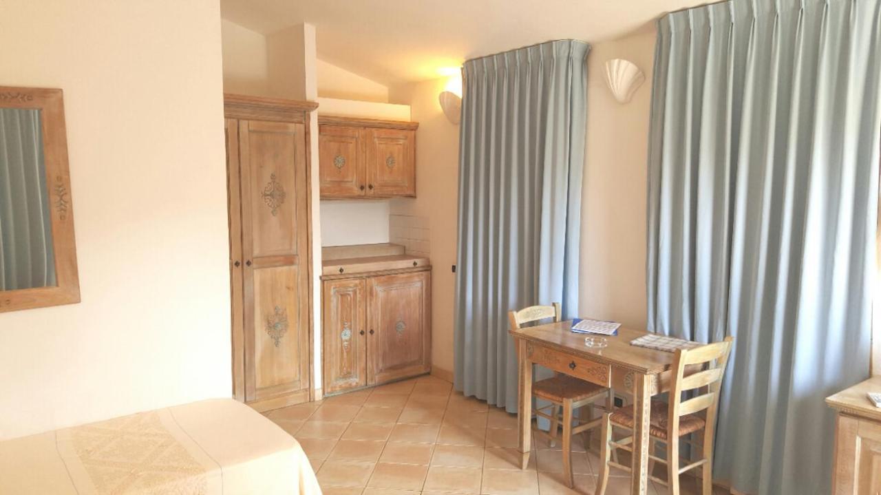 Porto Giunco Residence Villasimius Buitenkant foto
