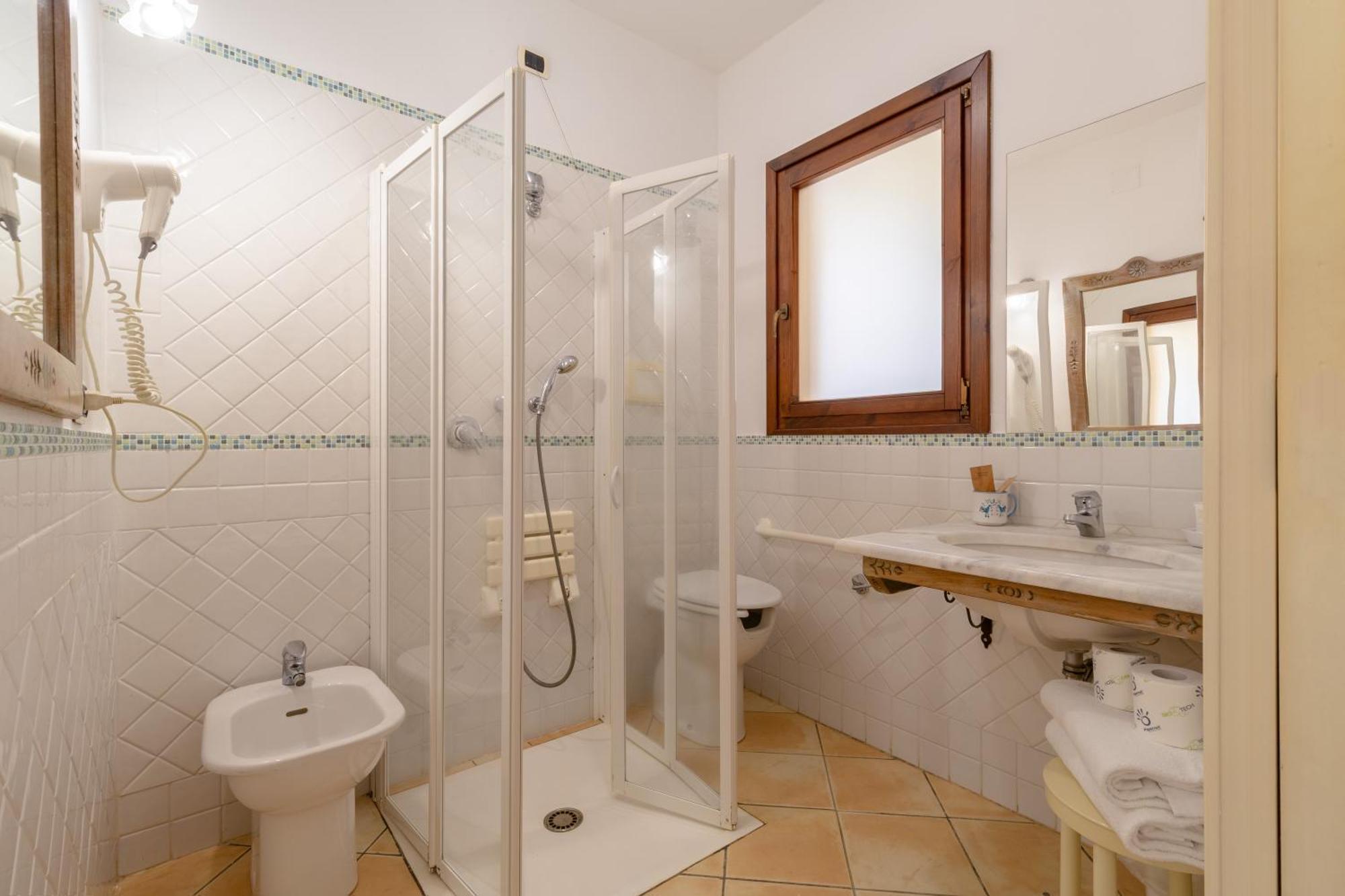 Porto Giunco Residence Villasimius Buitenkant foto