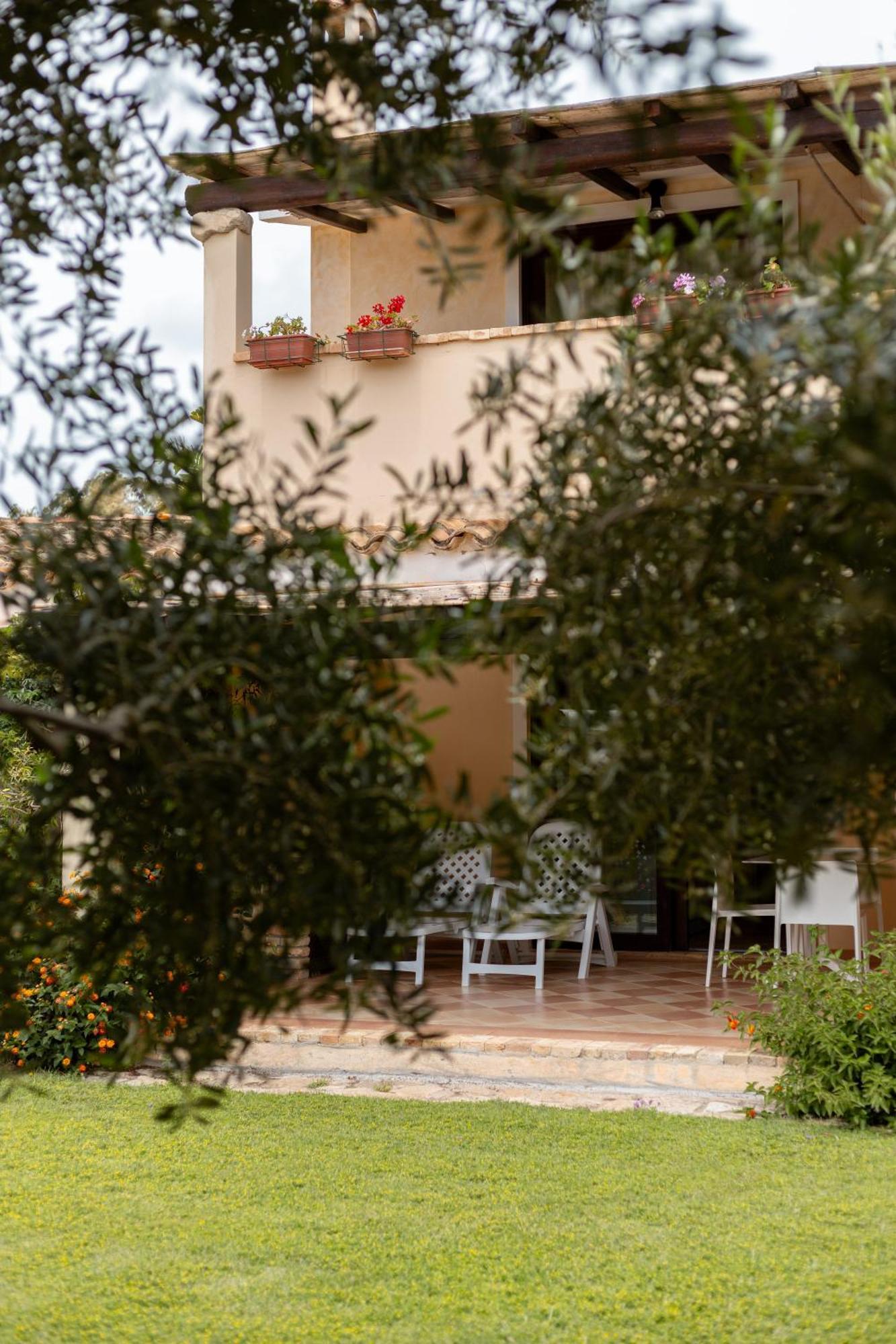 Porto Giunco Residence Villasimius Buitenkant foto