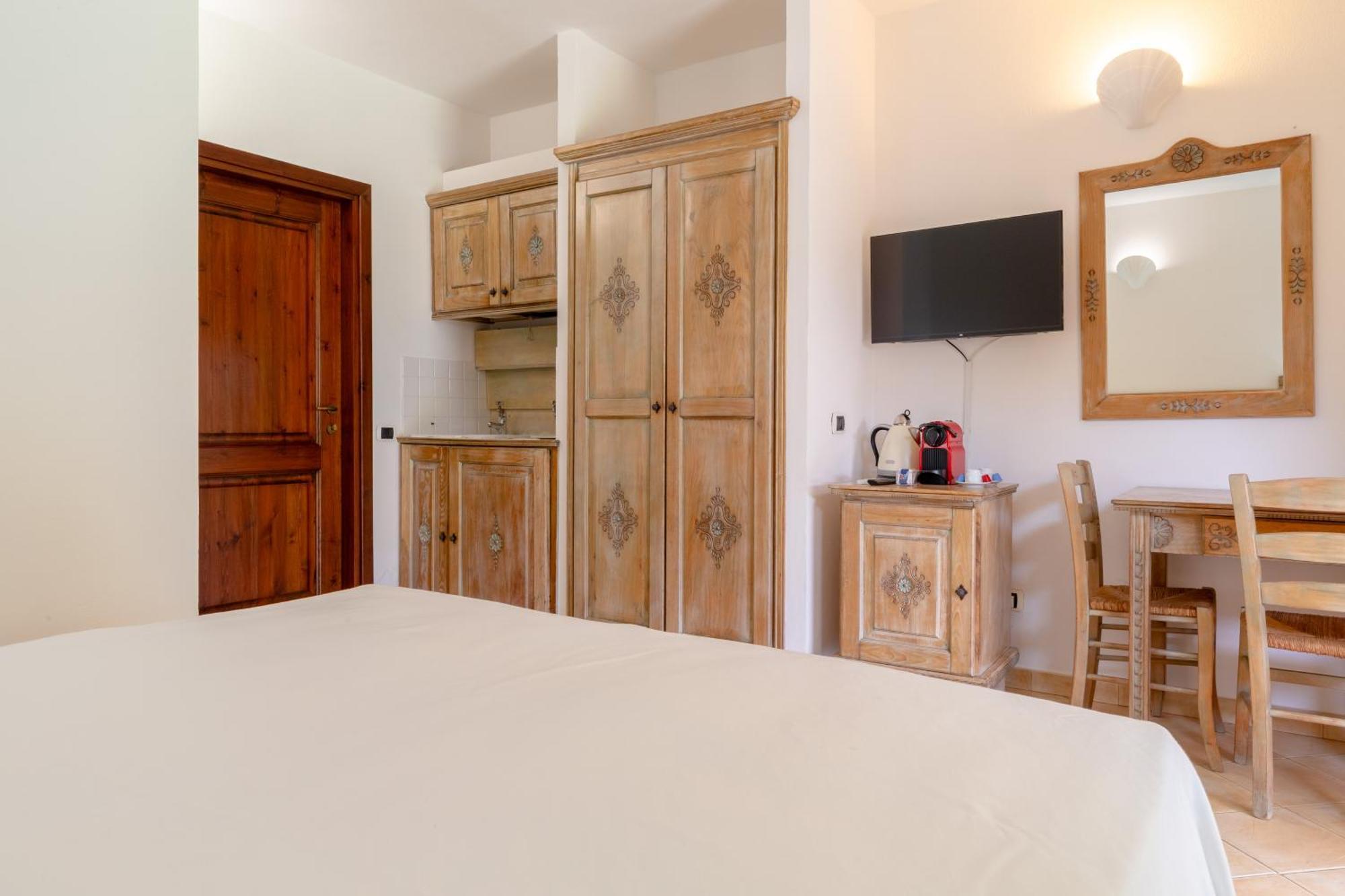 Porto Giunco Residence Villasimius Buitenkant foto