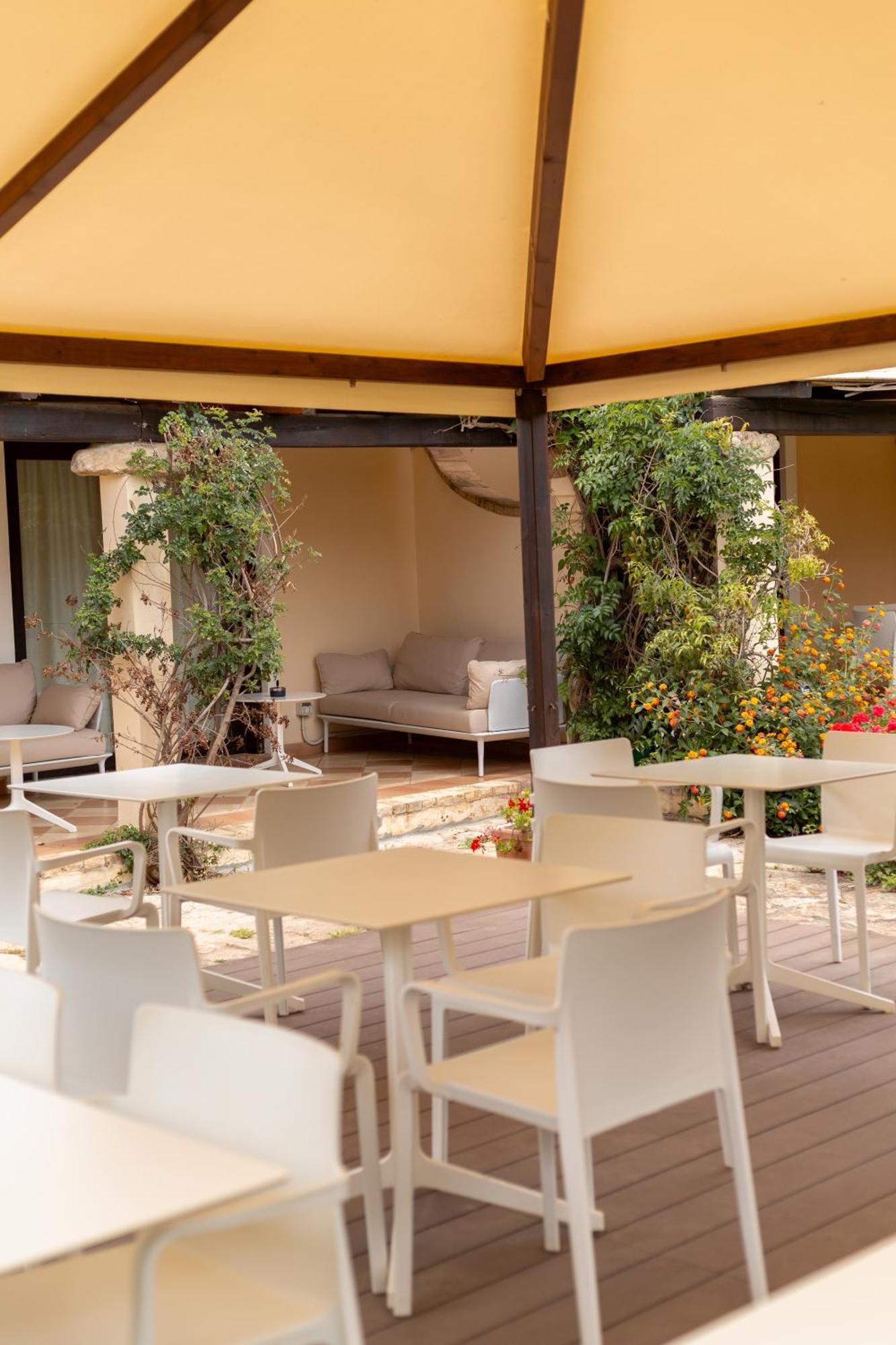 Porto Giunco Residence Villasimius Buitenkant foto